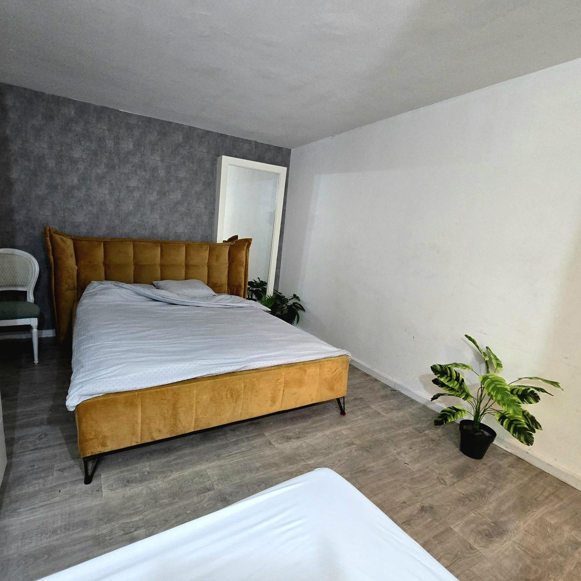 Villa Emile Zola Rishon LeZion Exterior foto